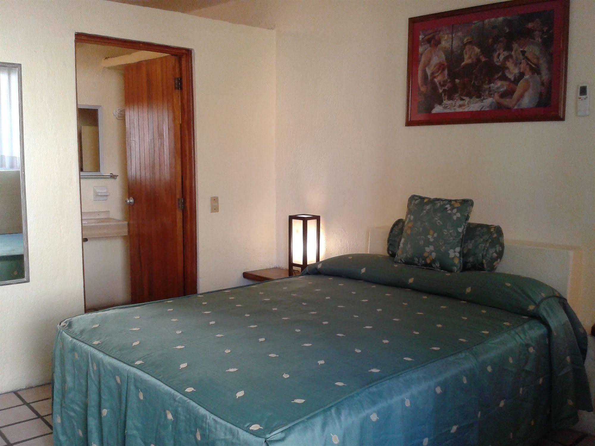 Hotel Mercurio - Gay Friendly Puerto Vallarta Exterior photo